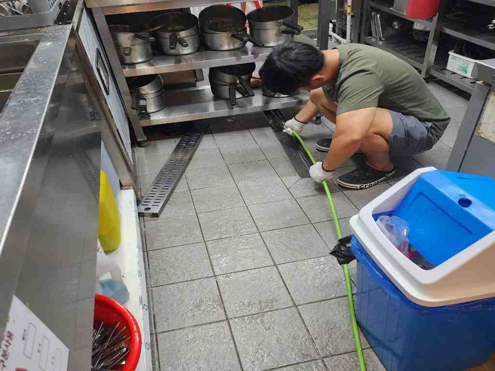 김포 식당 주방 배수로 막힘 뚫음